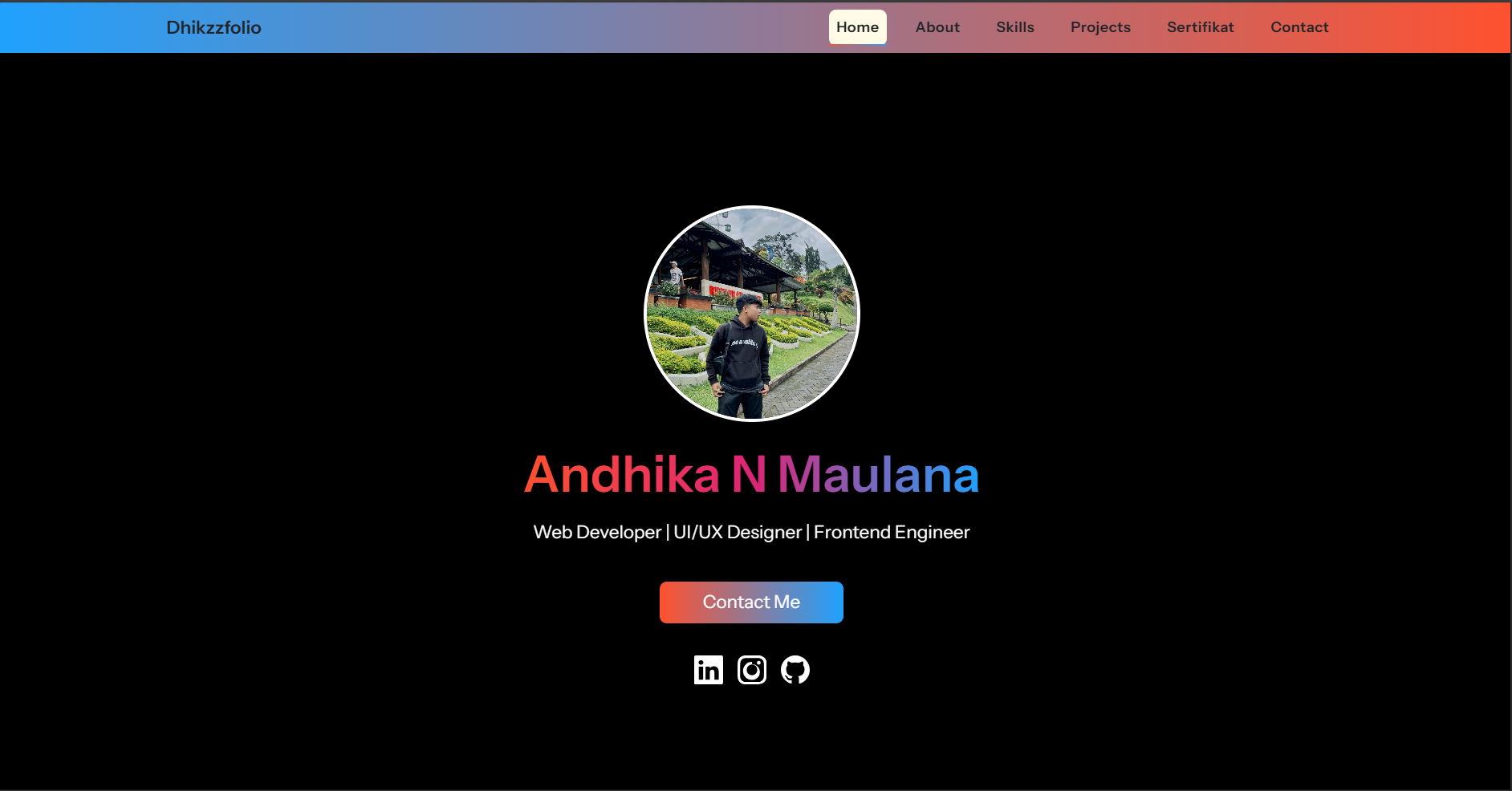 Web portofolio laravel CRUD